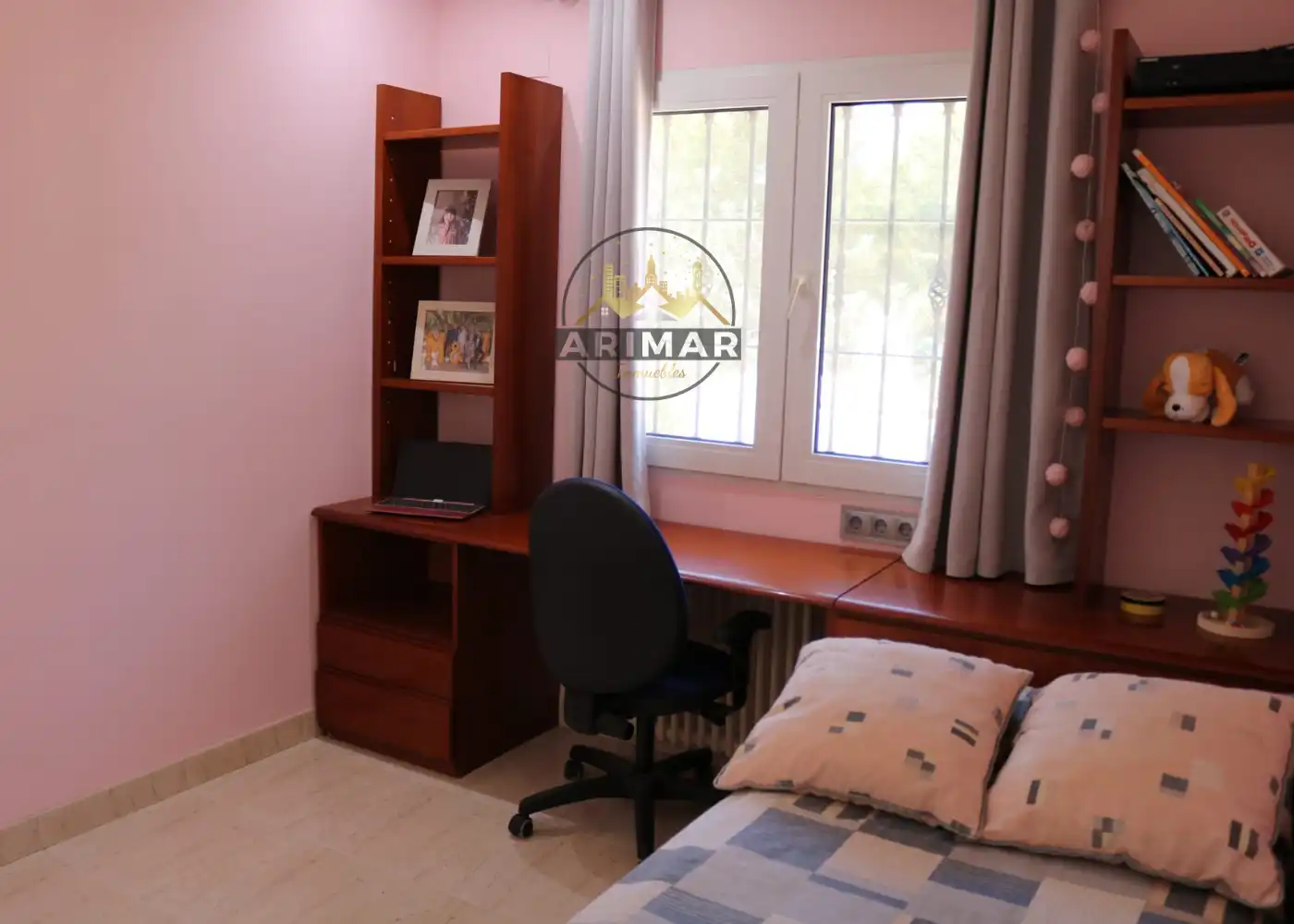 Dormitori de Casa o xalet en venda en Benicasim / Benicàssim amb Calefacció, Jardí privat i Terrassa