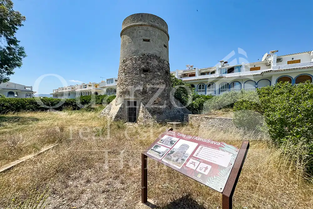 Vista exterior de Apartamento en venta en Dénia con Aire acondicionado, Calefacción y Terraza