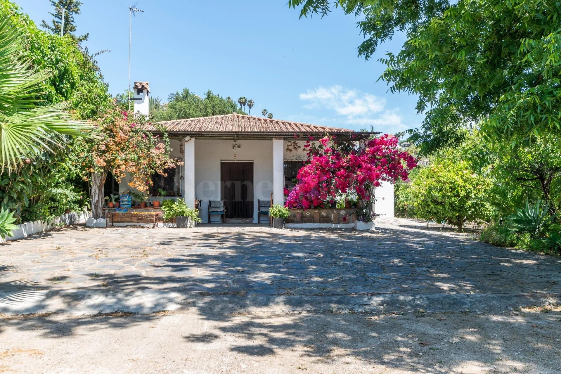 Exterior view of Country house for sale in Estepona