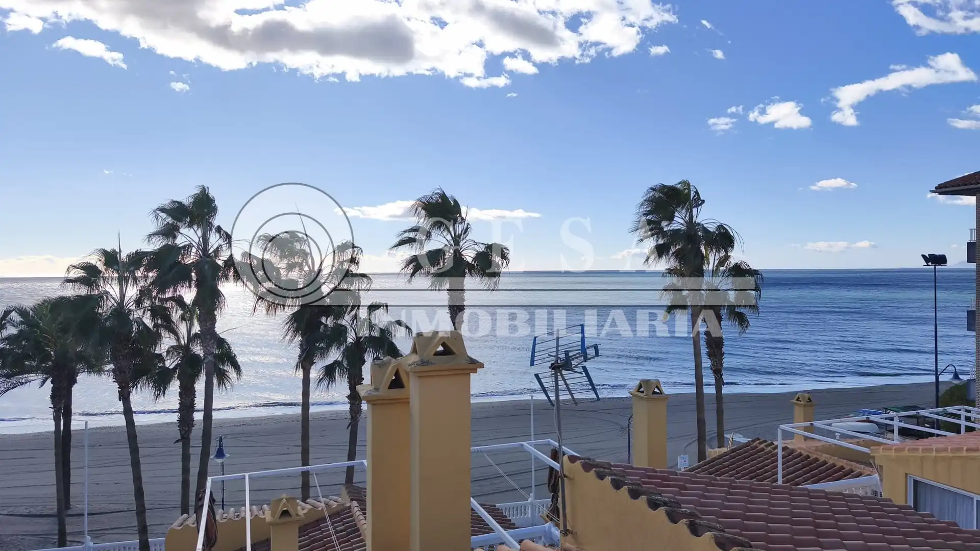 Vista exterior de Piso en venta en Torrox con Terraza