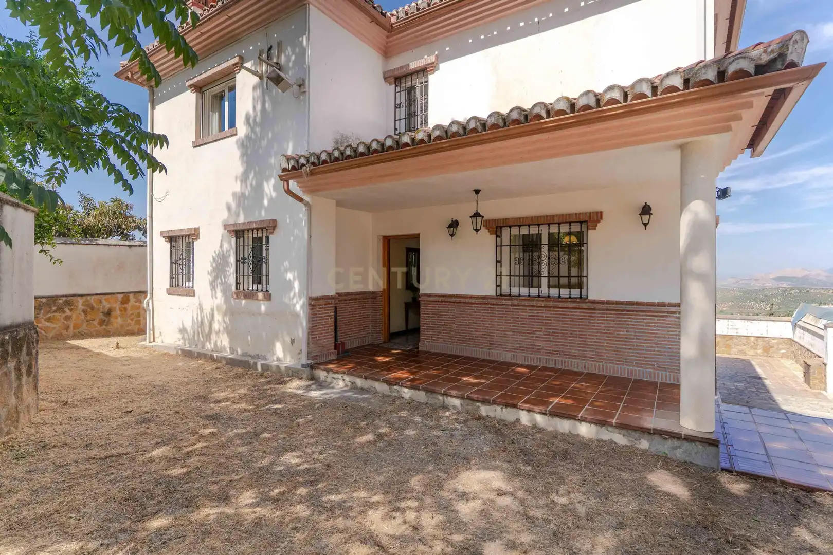 Vista exterior de Casa o xalet en venda en Alfacar amb Jardí privat i Piscina