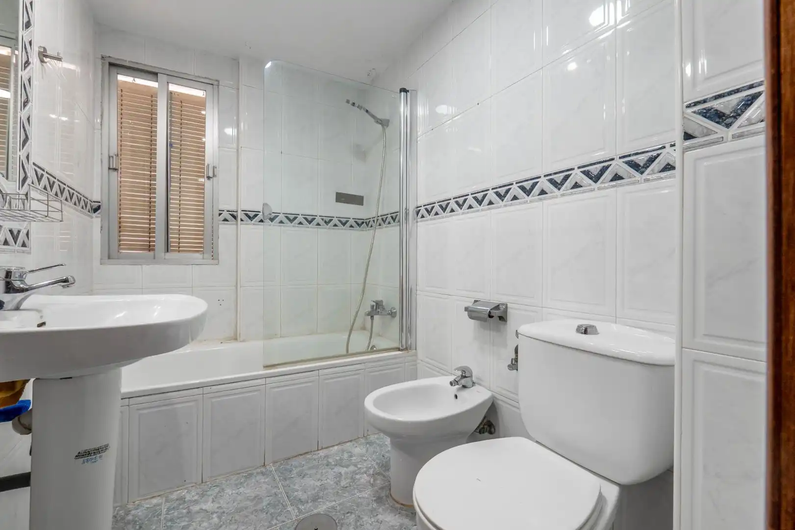 Baño de Piso en venta en Atarfe con Balcón