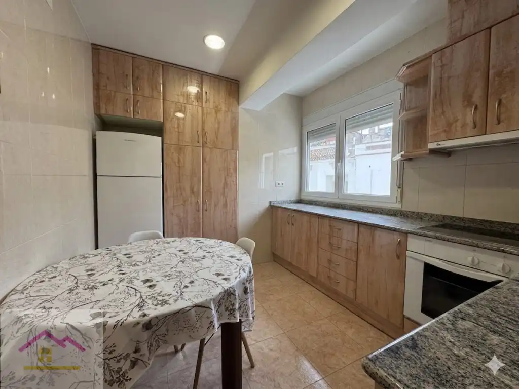 Flat for sale in Calle San Vicente 23, imagen 4