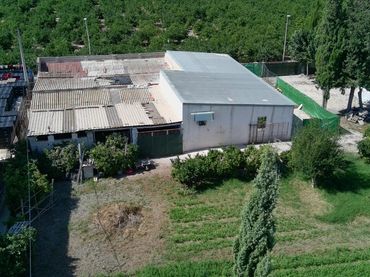 Country house with garden for sale in Calle de los Lechugas