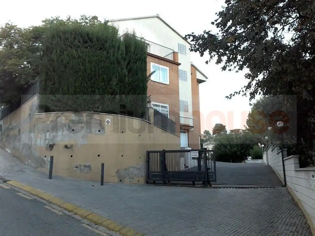 Casa en venda a Calle Salvador Espriu