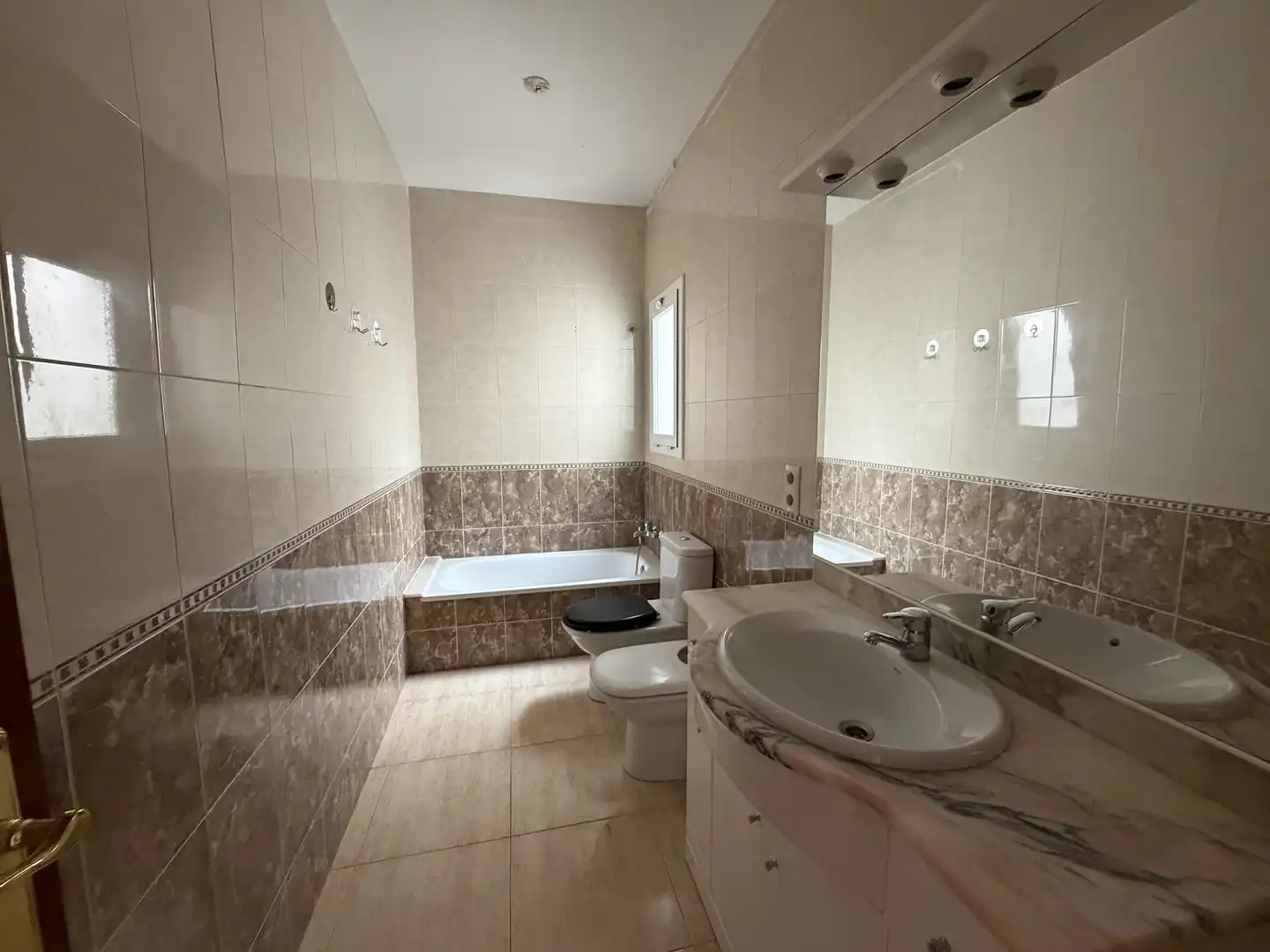 Baño de Edificio en venta en Tàrrega