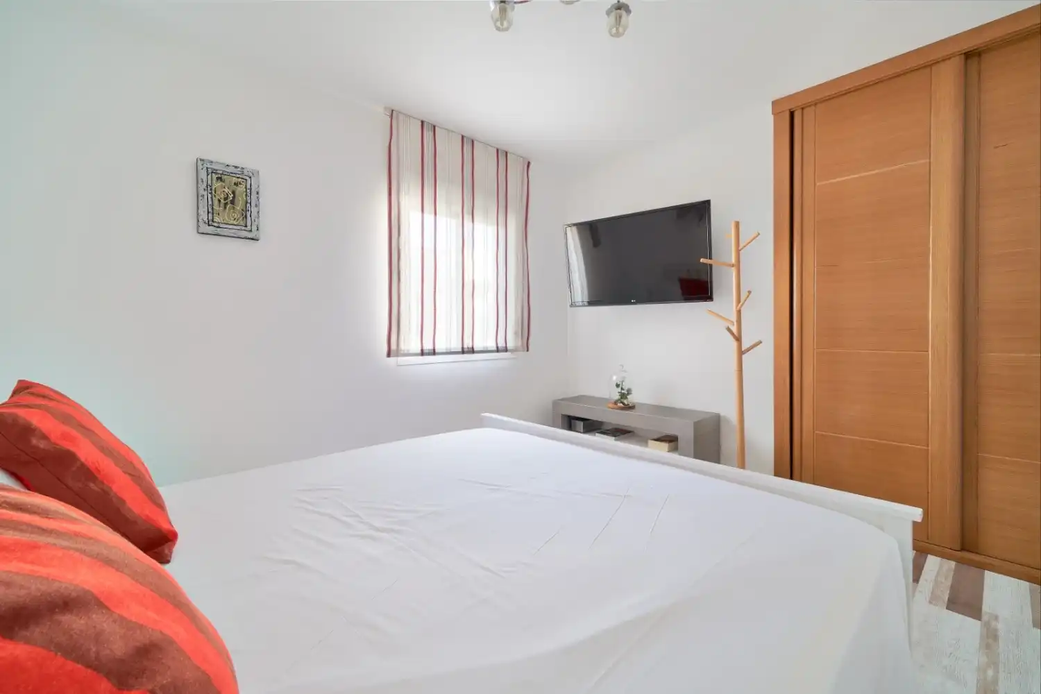 Habitación de Ático de alquiler en Málaga con Aire acondicionado, Amueblado y Lavadora