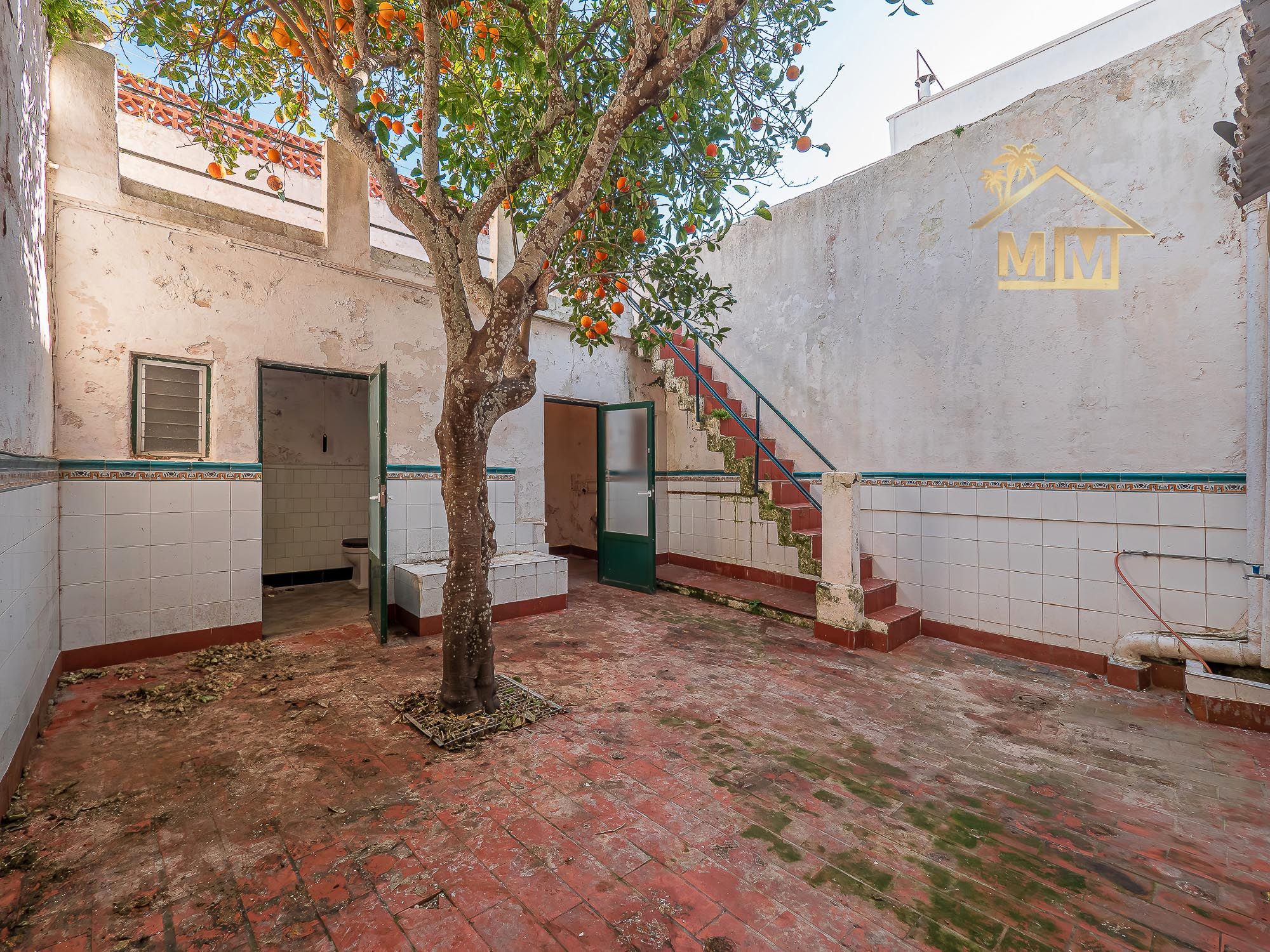 Exterior view of House or chalet for sale in Maó  with Terrace and Storage room