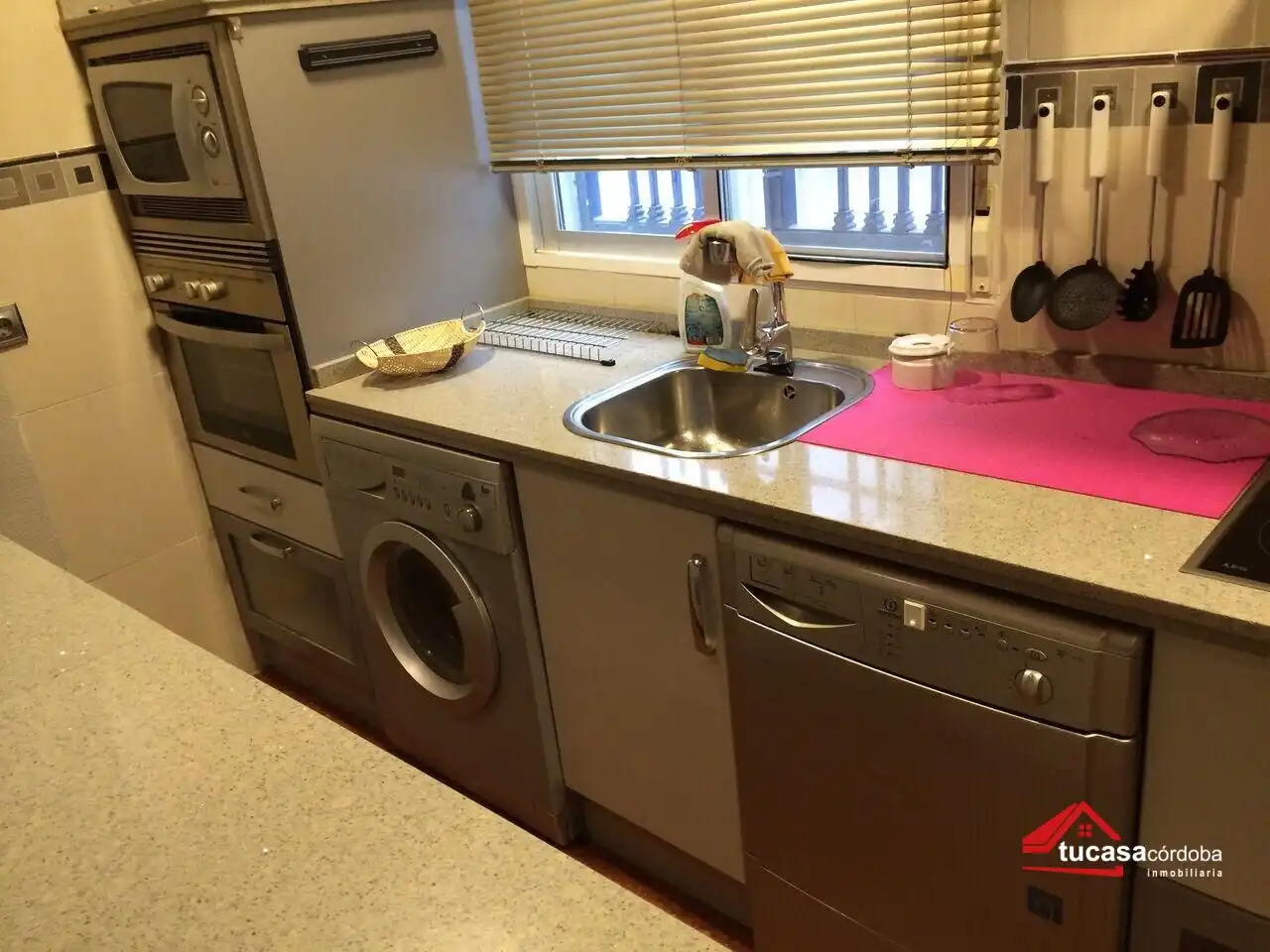 Cocina de Planta baja en venta en  Córdoba Capital con Aire acondicionado