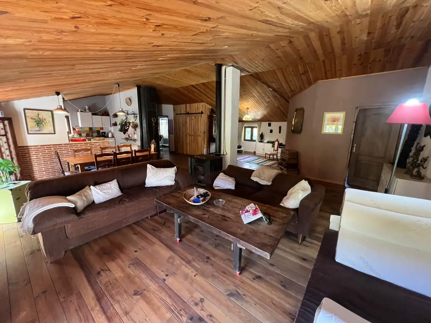 Sala de estar de Casa o chalet en venta en Navacepedilla de Corneja con Calefacción, Jardín privado y Parquet