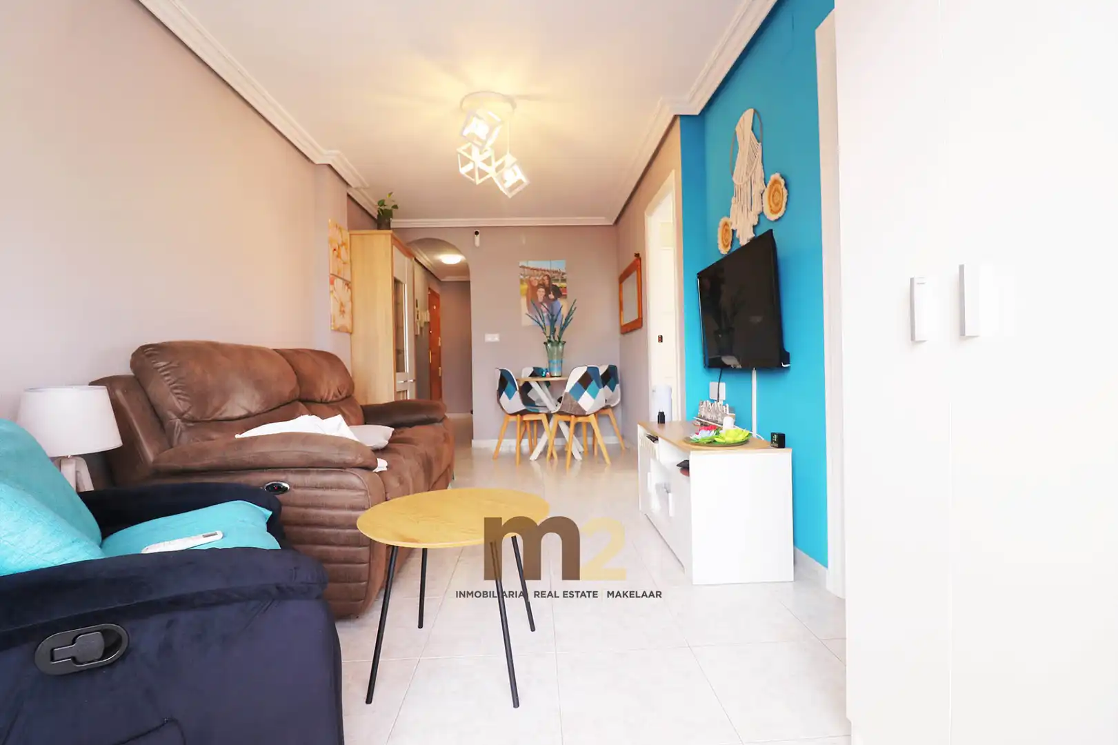 Sala d'estar de Pis en venda en Torrevieja amb Aire condicionat, Terrassa i Moblat
