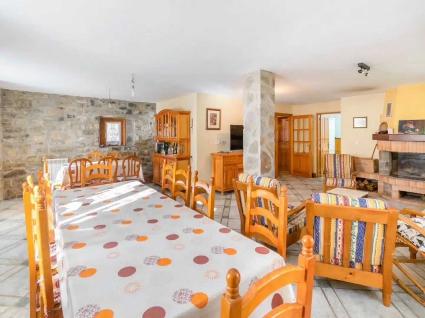 Dining room of Country homes for sale in Uztárroz / Uztarroze