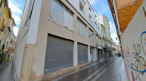 Edificio con gran potencial de inversión y cueva bodega histórica