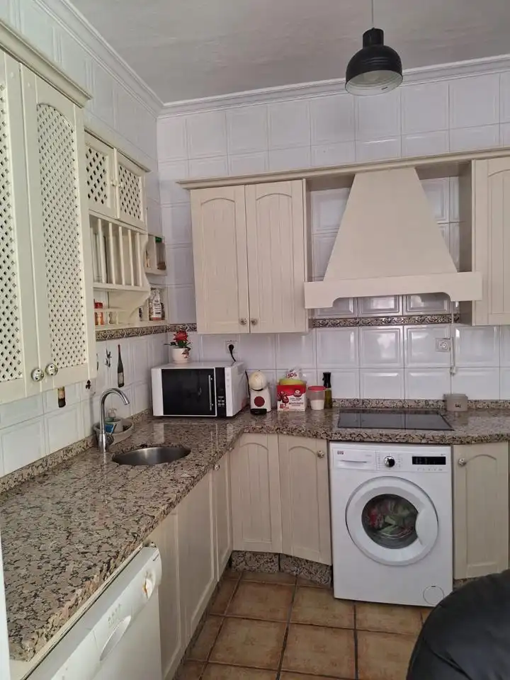 Cocina de Casa o chalet en venta en Alcalá de Guadaira con Aire acondicionado, Jardín privado y Terraza