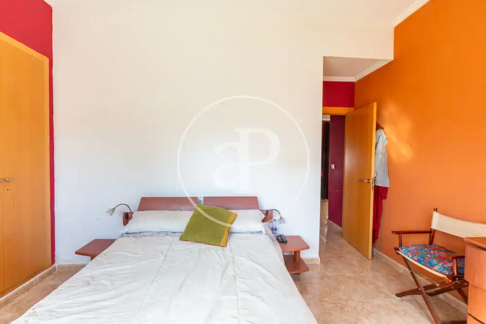 Bedroom of Houses for sale in Olocau  with Air Conditioner, Heating and Private garden
