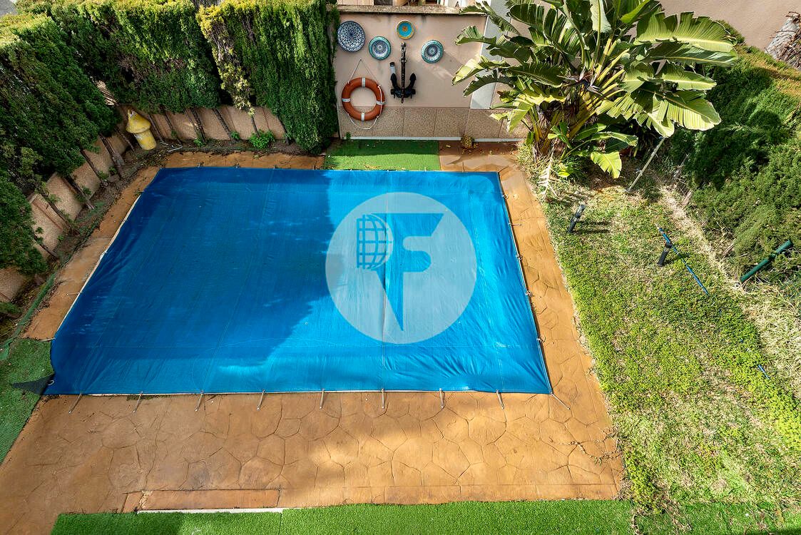 Swimming pool of Single-family semi-detached for sale in Alcúdia  with Terrace, Swimming Pool and Balcony