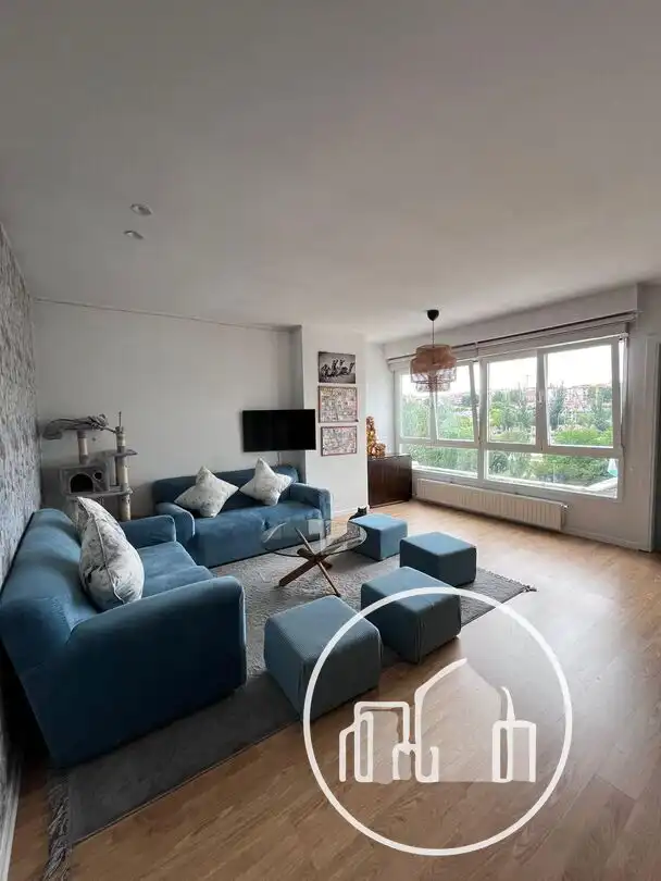 Living room of Flat for rent in La Moraleja  with Air Conditioner, Heating and Private garden