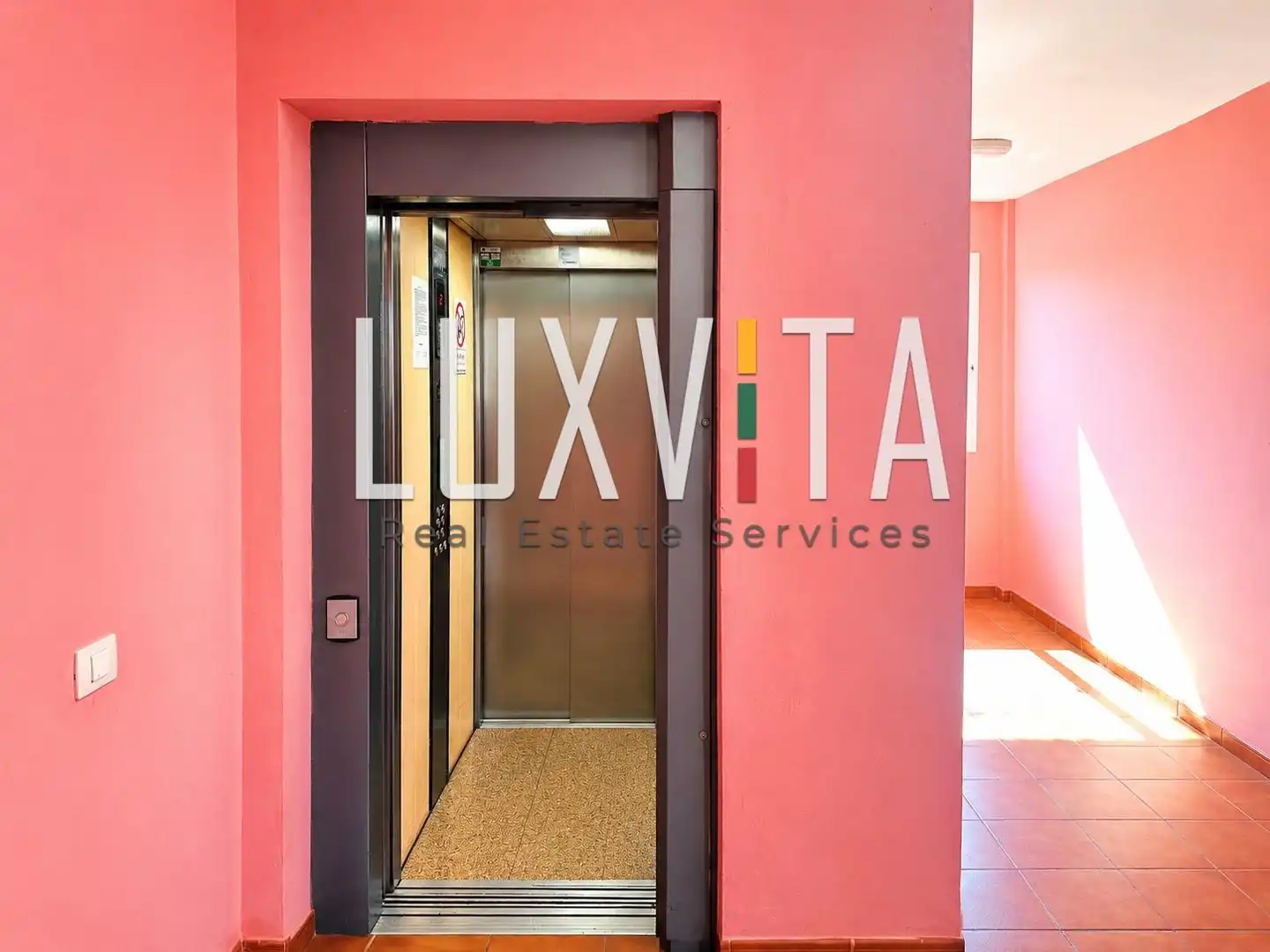 Apartments for sale in Arona  with Air Conditioner, Storage room and Furnished