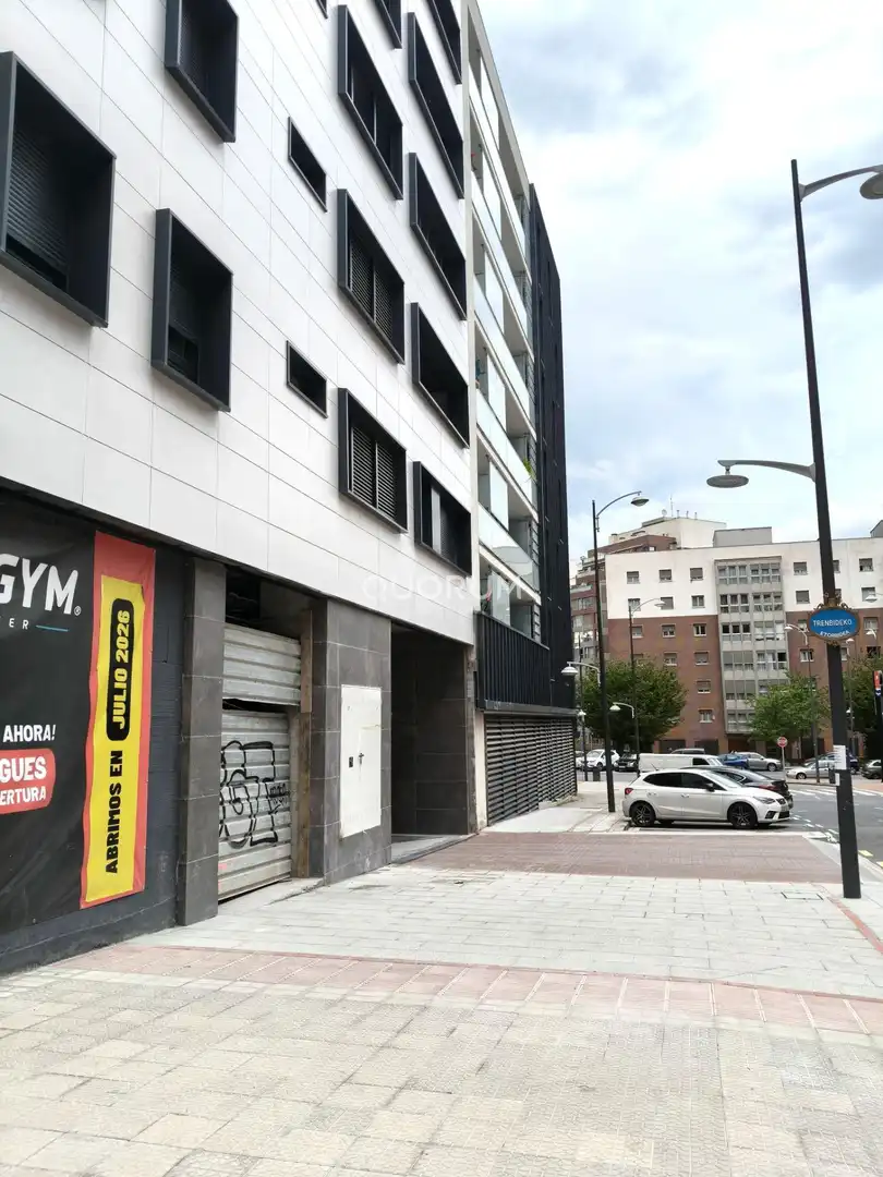 Vista exterior de Garaje en venta en Bilbao 