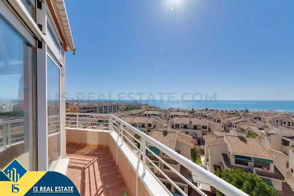 Vista exterior de Dúplex en venda en Pueblo