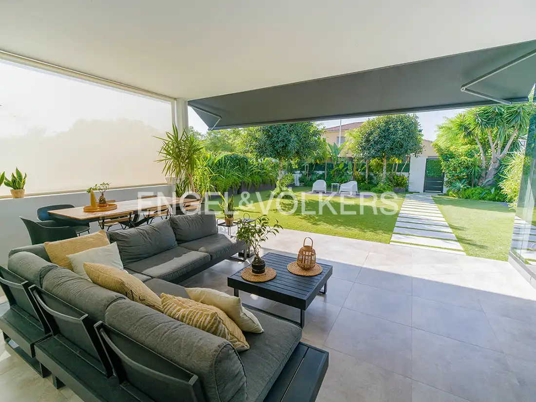 Terraza de Casa o chalet en venta en Elche / Elx con Aire acondicionado, Calefacción y Jardín privado