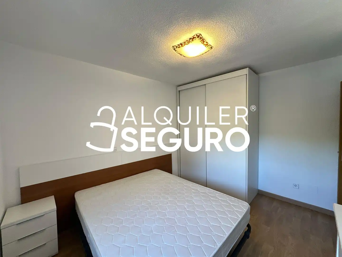 Bedroom of Flat for rent in Madrid  with Heating, Terrace and Furnished