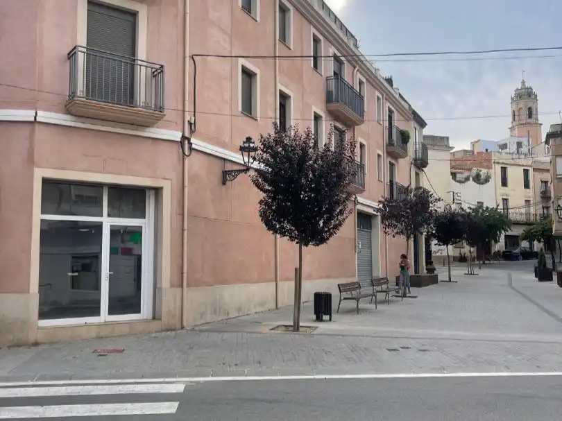 Vista exterior de Local de alquiler en Les Borges del Camp