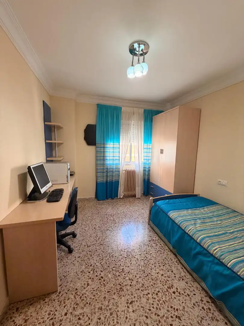 Habitación de Piso en venta en Puertollano con Aire acondicionado, Calefacción y Terraza
