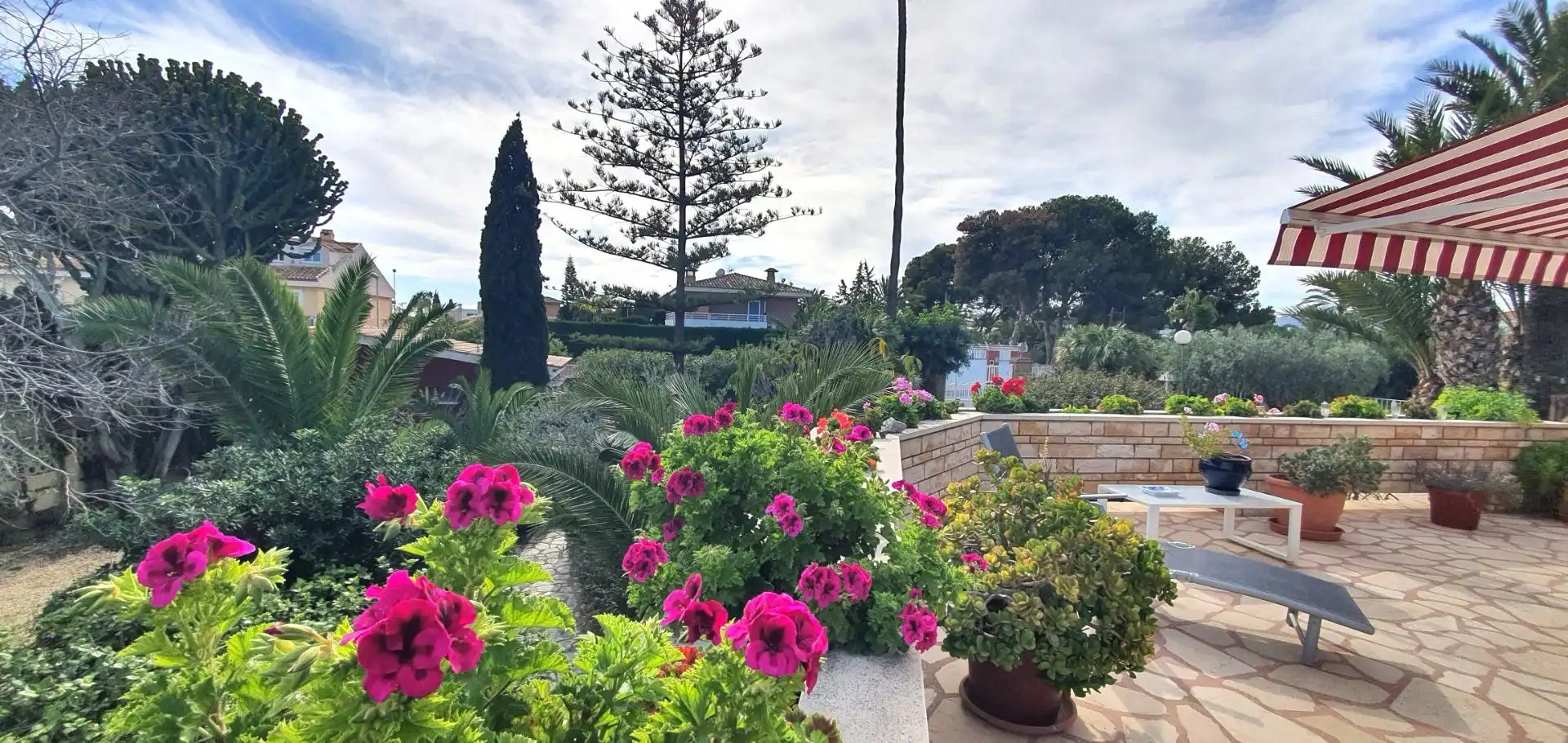 Jardí de Casa o xalet en venda en Sant Joan d'Alacant amb Aire condicionat, Calefacció i Jardí privat