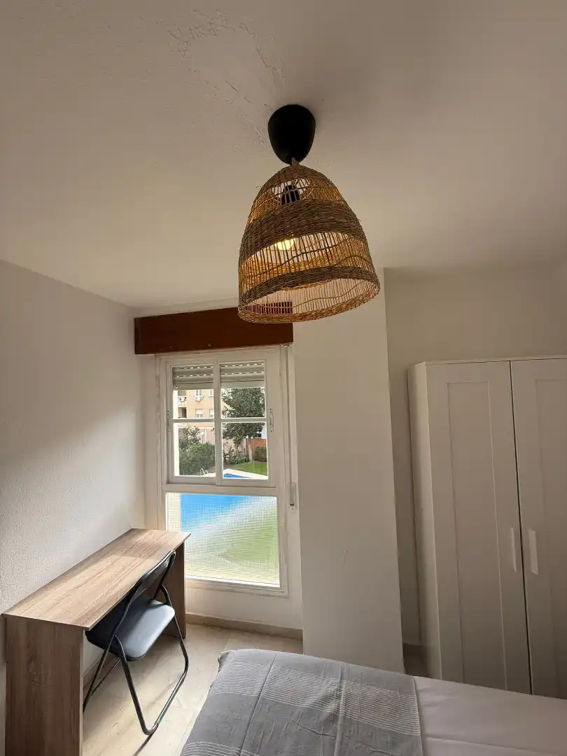 Bedroom of Flat for share in Málaga  with Furnished, Oven and Washing machine