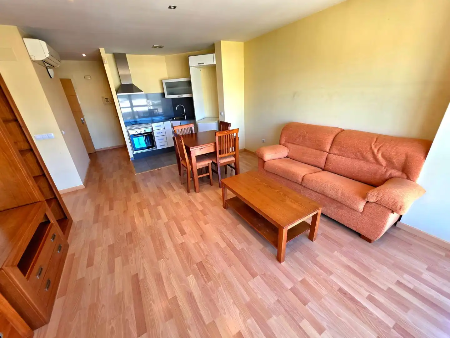 Piso con piscina en venta en Este, imagen 2