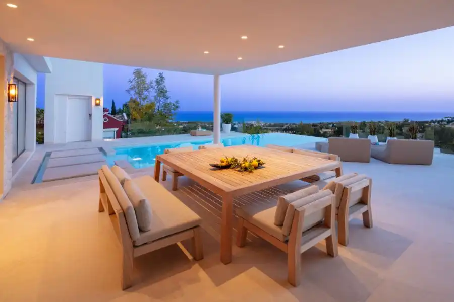 House with pool for sale in Marbella Centro, imagen 3