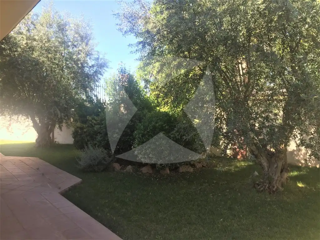 Jardí de Casa o xalet en venda en Badajoz amb Aire condicionat, Calefacció i Jardí privat