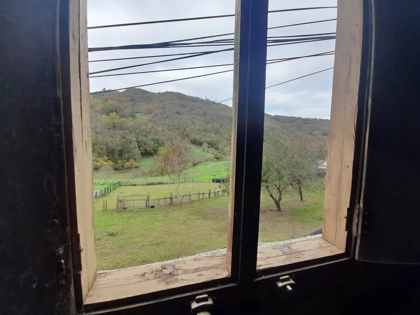 Garten von Einfamilien-Reihenhaus zum Verkauf in Laviana mit Abstellraum und Balkon