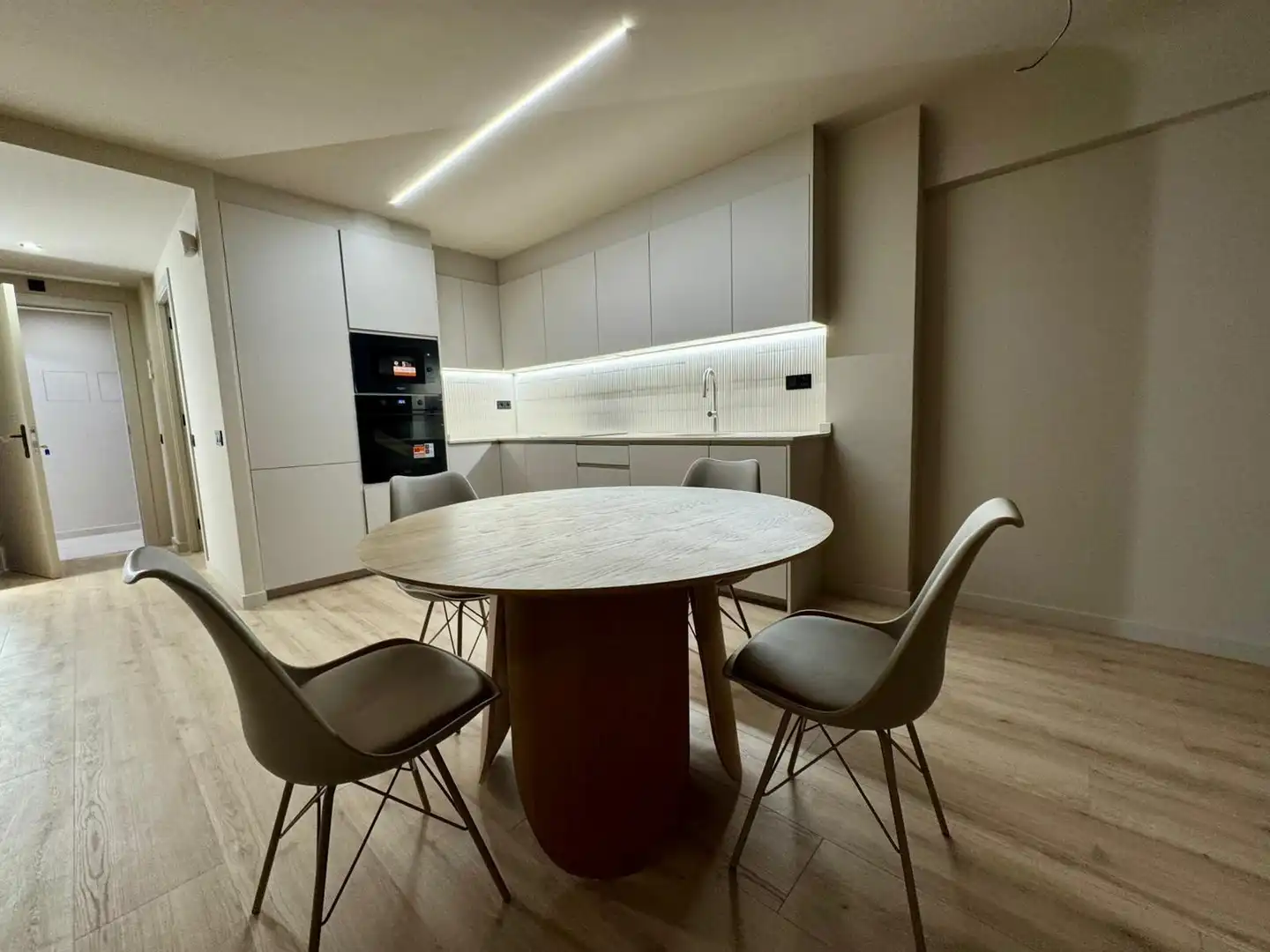 Cocina de Piso de alquiler en Barcelona con Aire acondicionado, Calefacción y Amueblado