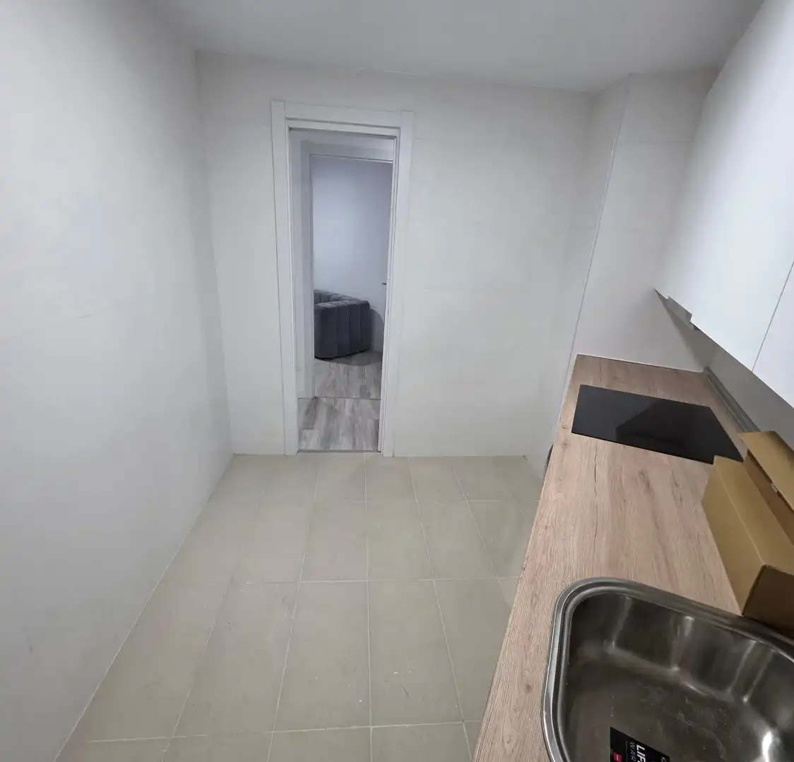Kitchen of Flat for sale in Madrid  with Heating, Private garden and Furnished