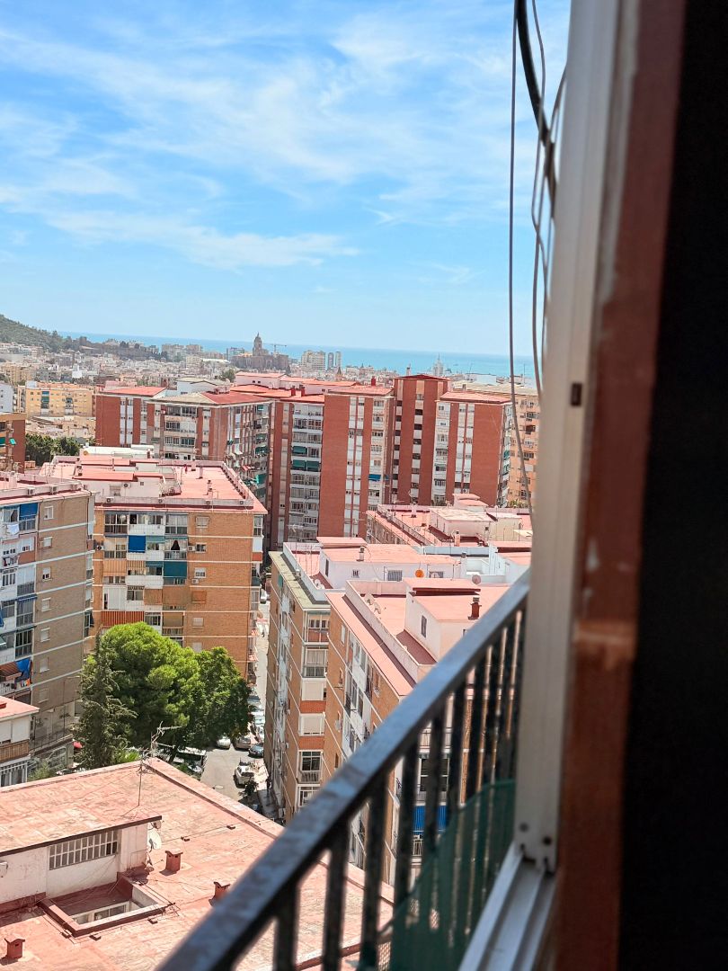Vista exterior de Piso en venta en Málaga Capital con Aire acondicionado, Terraza y Amueblado