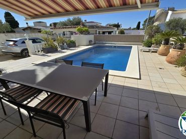 Haus mit Pool zum Verkauf in Carrer PenÃ­ 120b 0 120