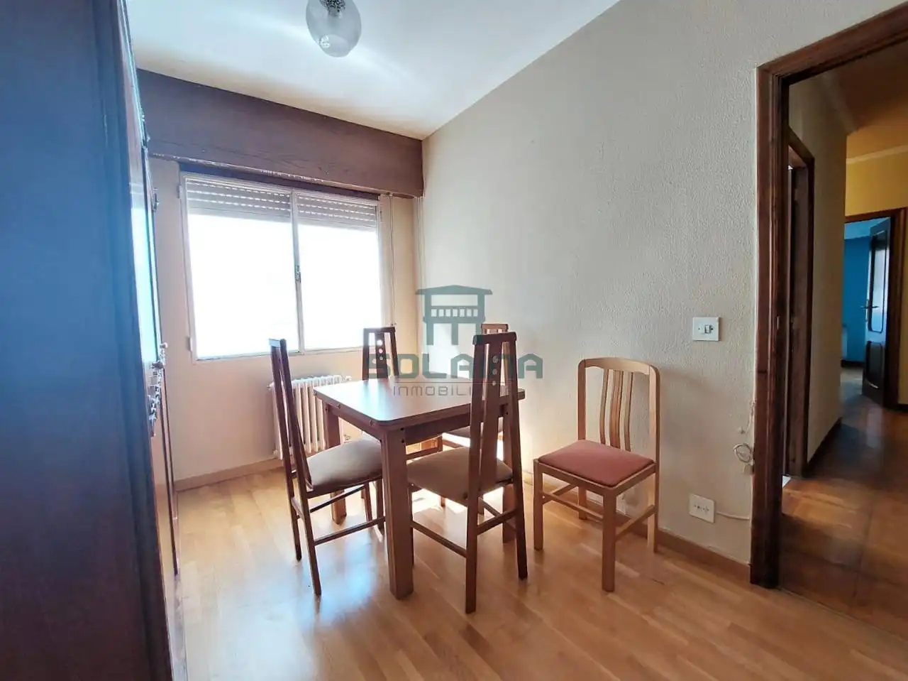 Habitación de Piso en venta en Ourense Capital  con Calefacción, Parquet y Balcón