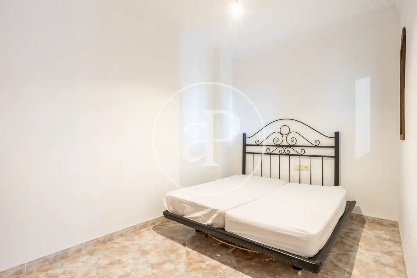Schlafzimmer von Wohnung zum Verkauf in Valencia mit Klimaanlage, Heizung und Privatgarten