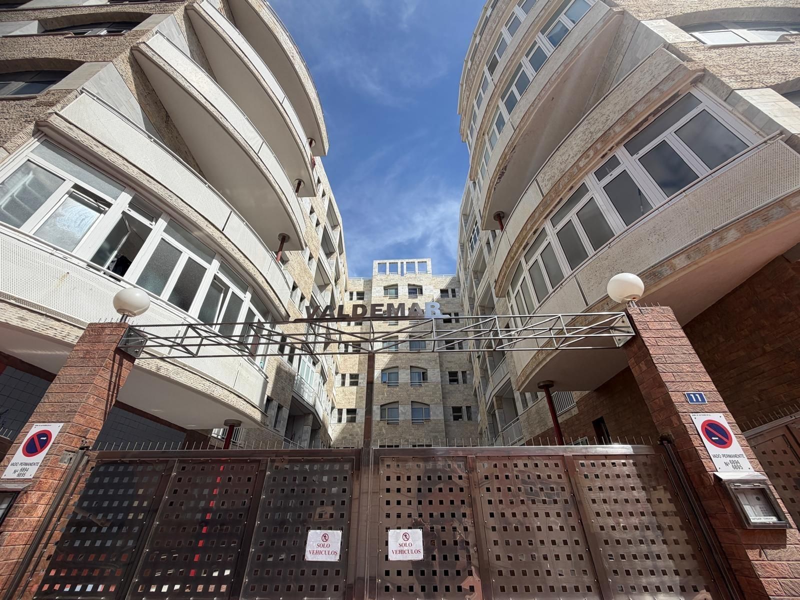 Vista exterior de Piso en venta en Las Palmas de Gran Canaria