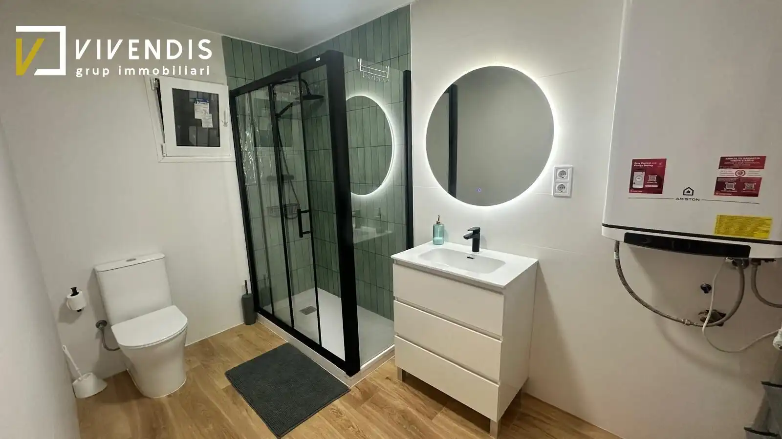 Badezimmer von Wohnung zum Verkauf in Lleida mit Möbliert
