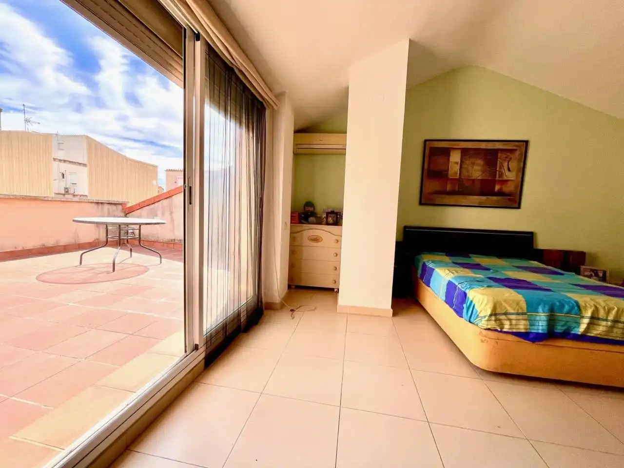 Maisonette zum Verkauf in Pasaje Puig, Escodines