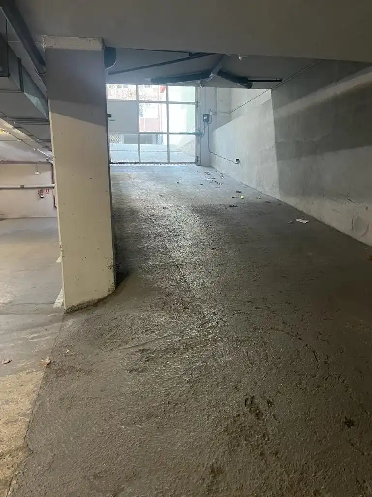 Garage for sale in Barcelona