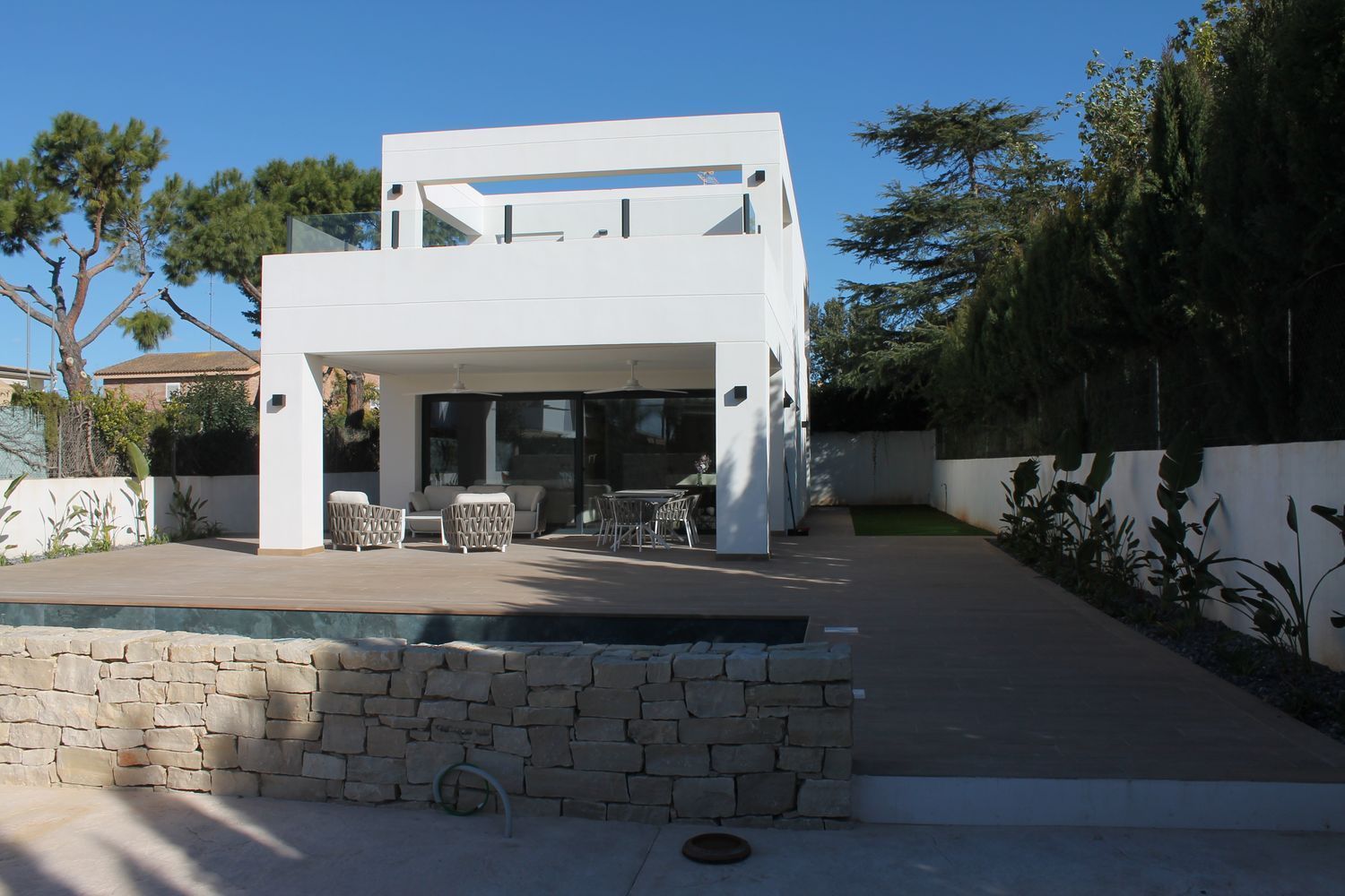 Vista exterior de Casa o chalet de alquiler en L'Eliana con Aire acondicionado, Jardín privado y Terraza