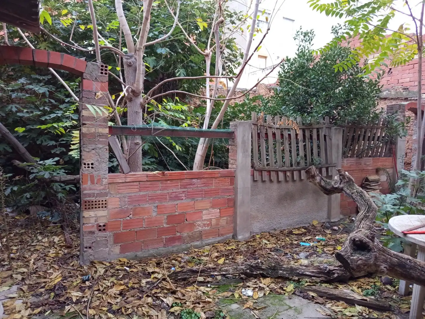 Garten von Residential zum Verkauf in Zaragoza