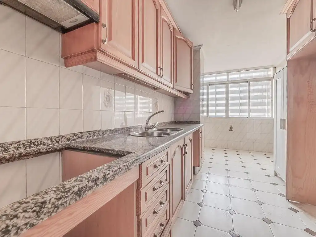 Kitchen of Flat for sale in Sevilla