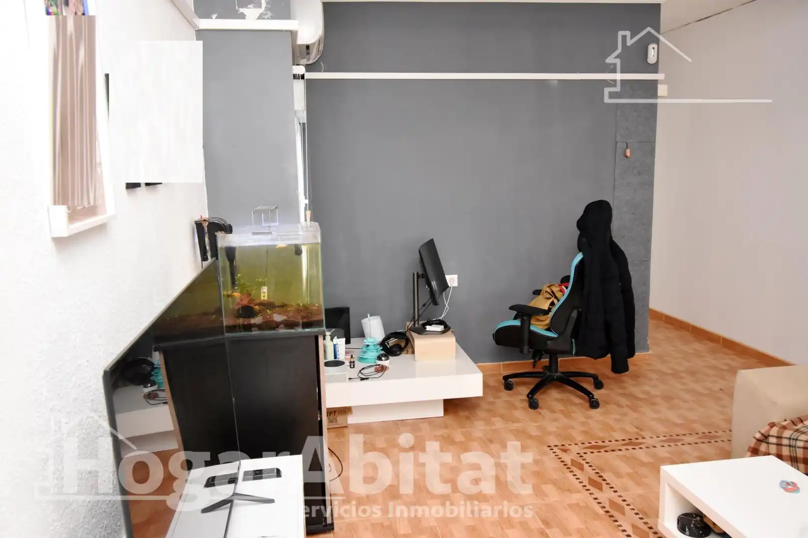 Flat for sale in Silla  with Air Conditioner, Storage room and Balcony