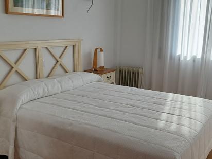 Bedroom of Apartment to rent in  Madrid Capital  with Air Conditioner, Parquet flooring and Furnished