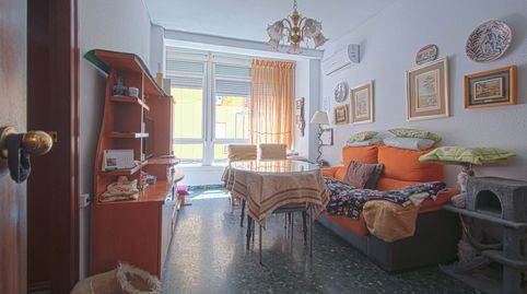 Foto 3 de Piso en venta en Los Remedios, Sevilla Capital